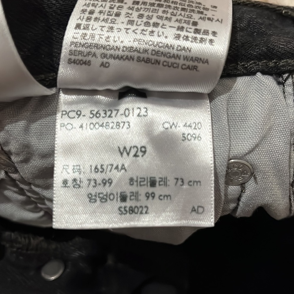 LEVI’S 501® HIGH RISE WOMEN'S SHORTS - Picture 7 of 7